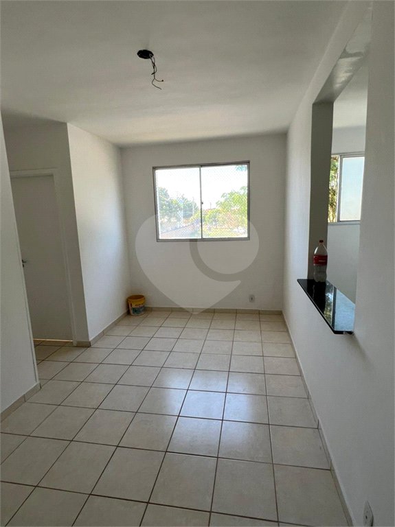 Apartamento no Condomínio Residencial Parque Romance.
