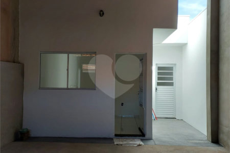 Casa á venda no Parque Industrial.