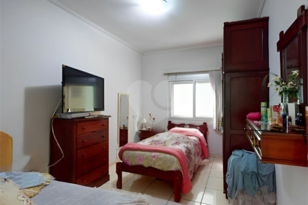 Apartamento à venda na Aclimação de 65 metros quadrados, com 2 dormitórios 1 vaga