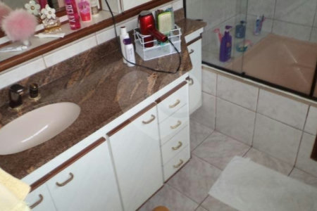 Casa térrea com 3 quartos em bolsão residencial City Campo Grande em São Paulo - SP
