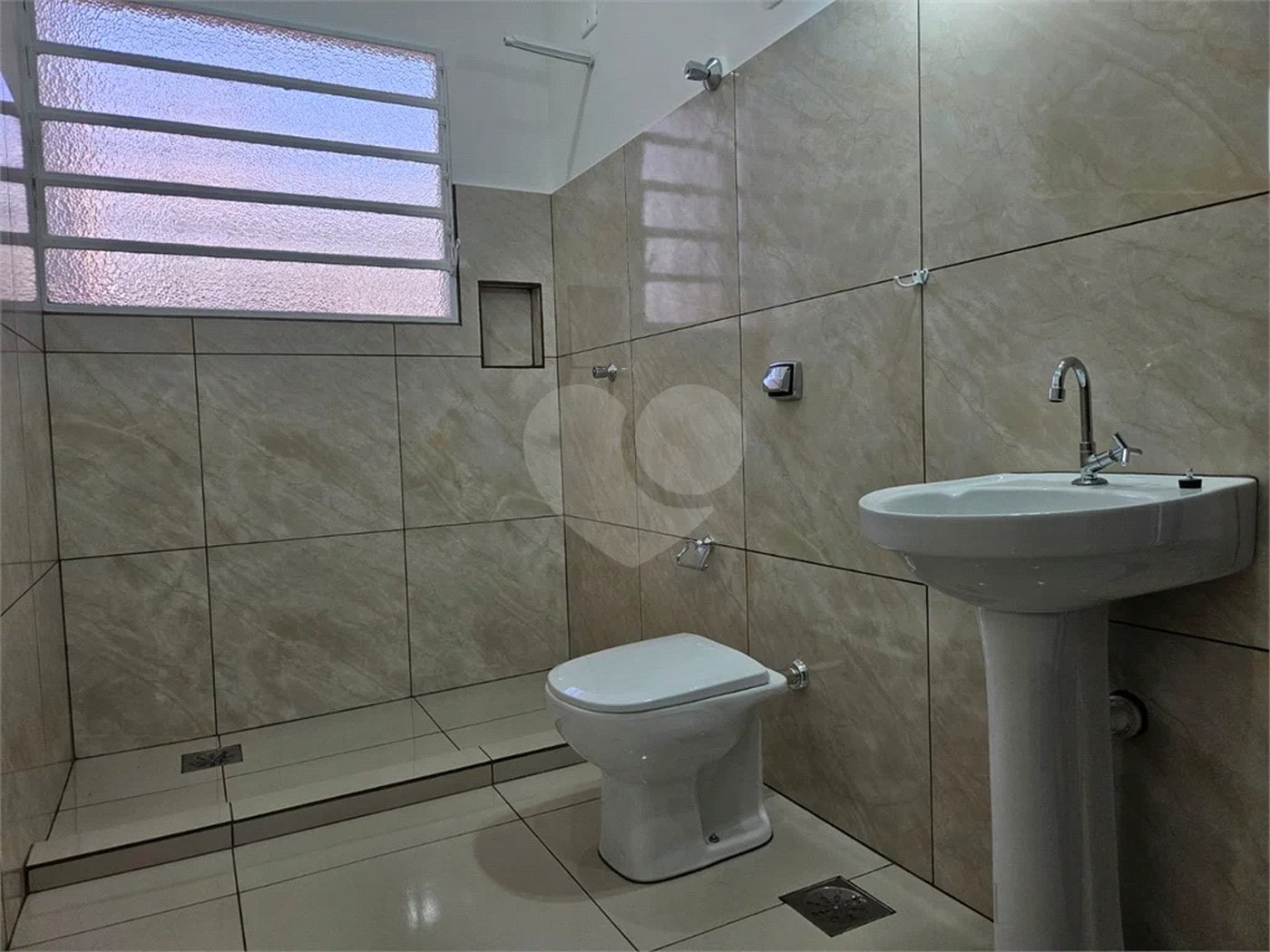 Conjunto comercial, 115 m², para locação no Jardim América