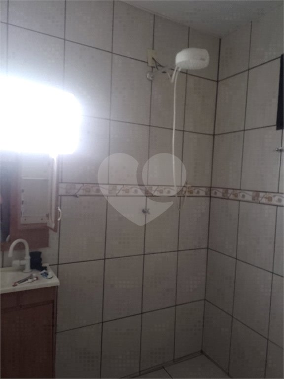 Casa térrea para venda, com 3 dormitórios, sendo 1 suíte.