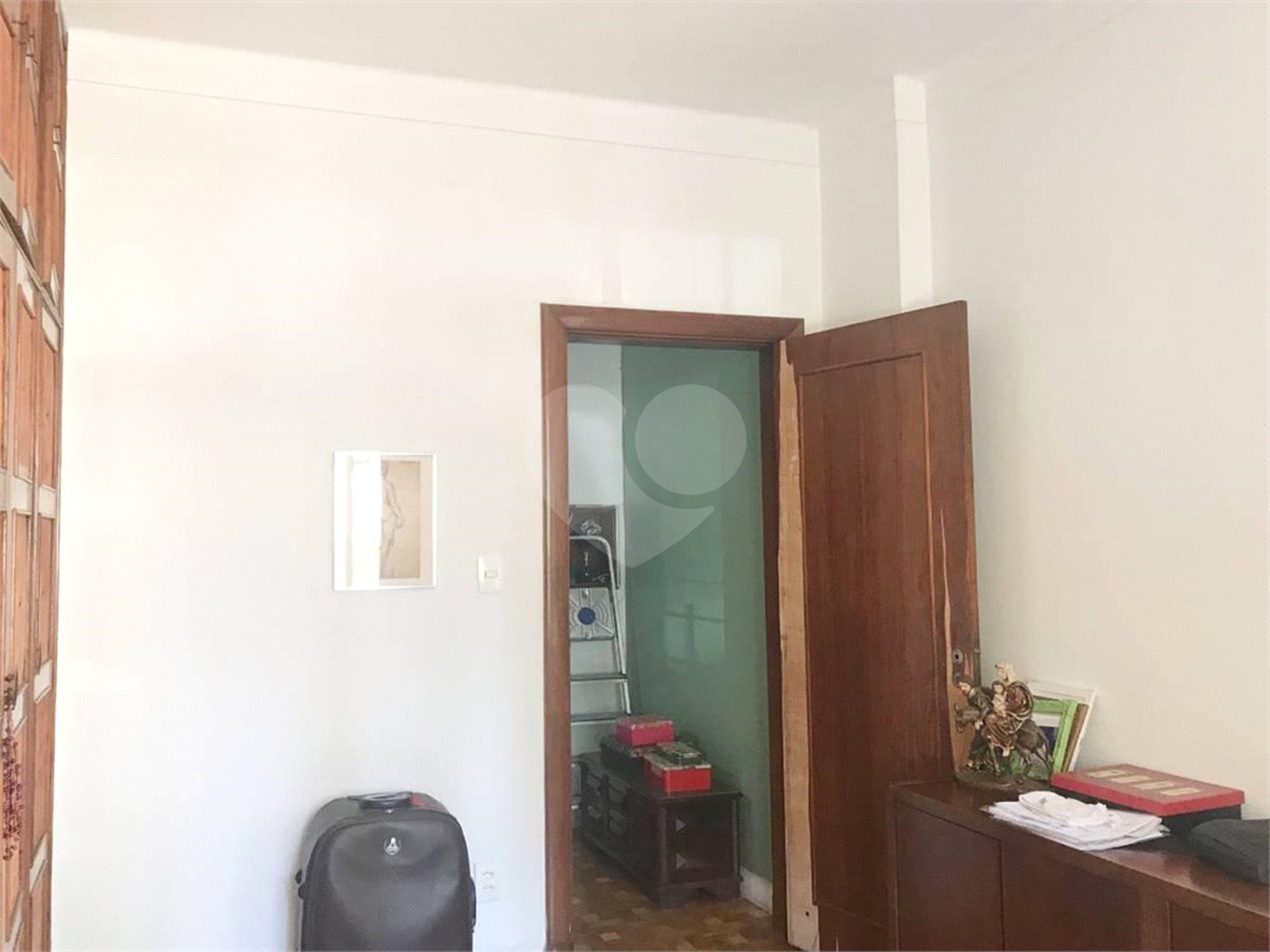 Apartamento na Bela Vista de 345m2 com 4 quartos (sendo 1 suíte.