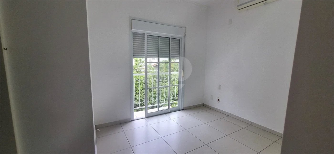 Lindo sobrado com 3 dormitórios (1 suíte com closet) e a.c. em todos os ambientes. à venda, 150 m², por R$ 960.000,00 no condomínio Casa Bella, em Indaiatuba/SP.