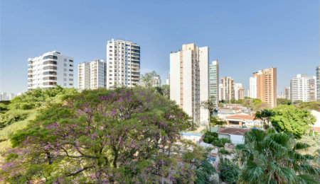 Apartamento à venda com 4 quartos, sendo 2 suítes,  em Campo Belo, São Paulo, SP