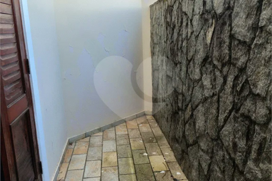 Casa à venda ou para alugar com 5 quartos, sendo 2 suítes, em Jardim Dos Estados, Poços de Caldas - MG