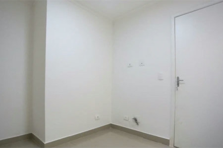 Casa à venda com 3 quartos, sendo 1 suíte,  em Jardim Bonfiglioli, São Paulo, SP