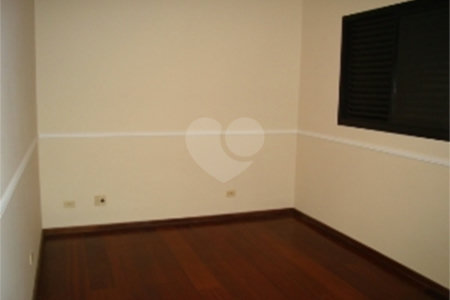 Apto com 130m² em frente ao SCC