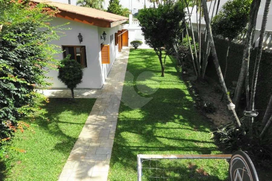CASA TÉRREA ALTO PADRÃO NO TREMEMBE