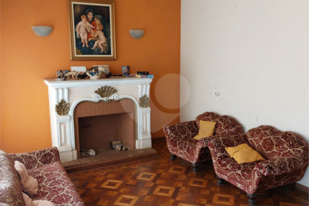 Casa/sobrado para locação no Centro