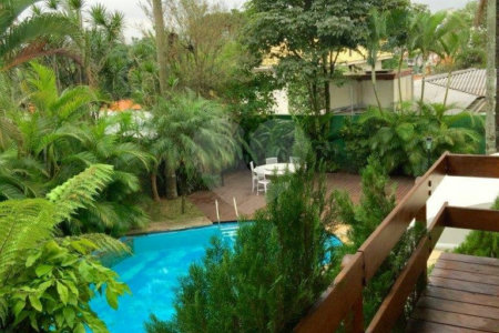 Casa Térrea à venda com 4 quartos, sendo 2 suítes, em Chácara Monte Alegre, São Paulo, SP