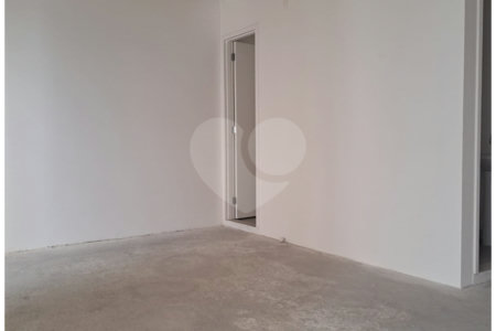 Sala comercial, nova, para venda ou locação, junto à Estação Vergueiro do Metrô