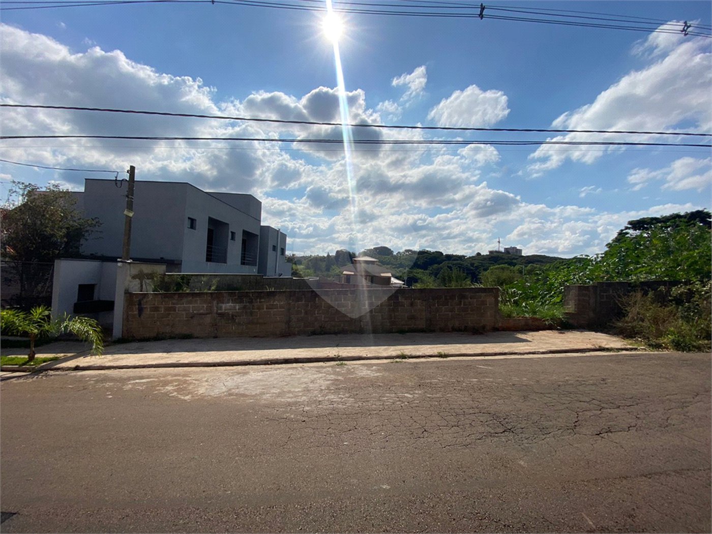 Terreno com 570,00 m² no Santa Mônica