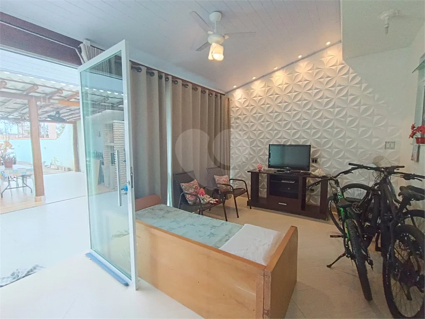 Casa à venda com 2 quartos, sendo 1 suíte, em Morada da Praia, Bertioga, SP