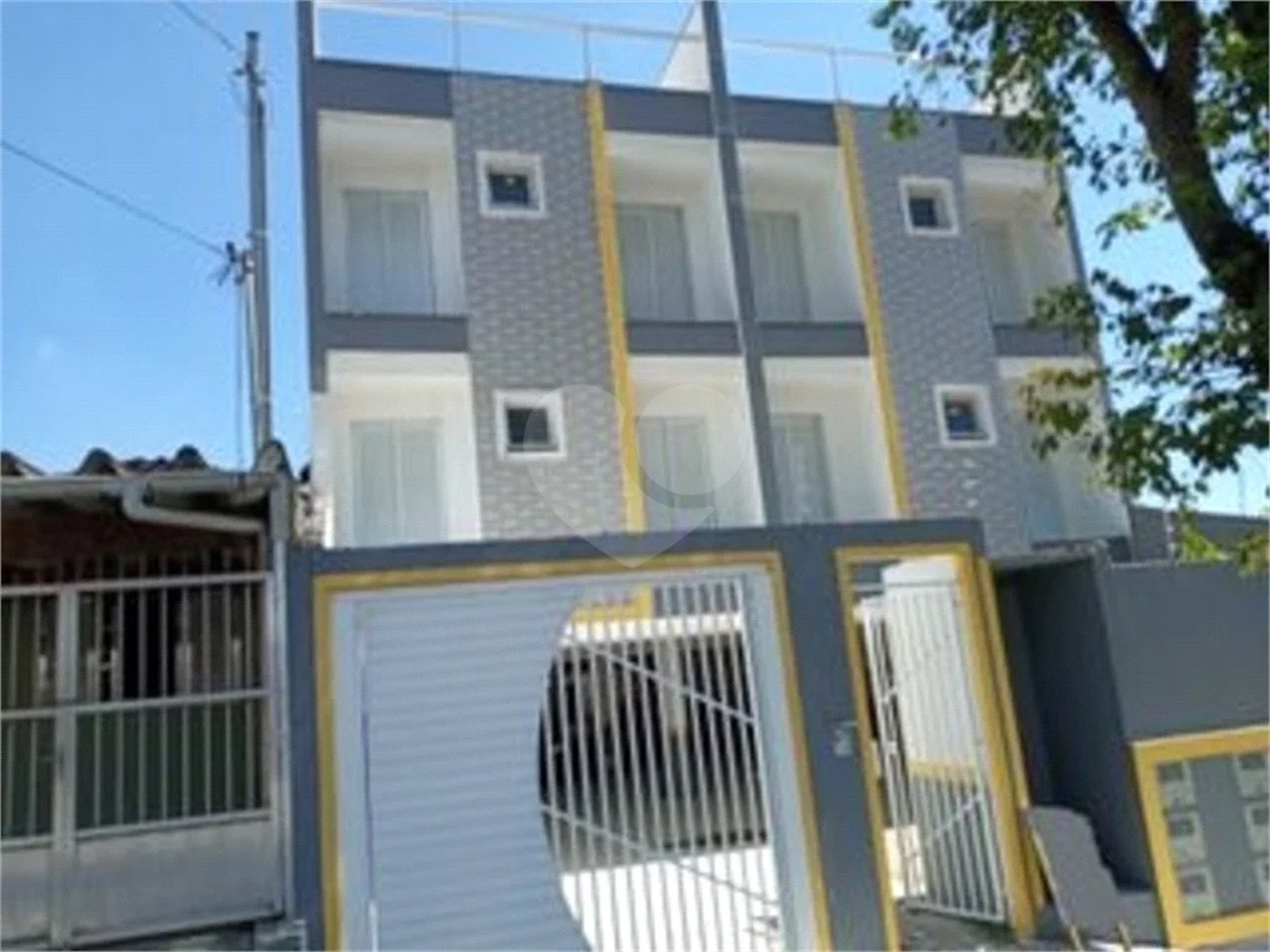 Apartamento com 140m² , 3 dormitórios , sendo 1 suíte , 2 vagas , á venda na Vila Pires , em Santo André.