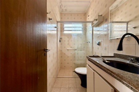Sobrado à venda com 3 quartos, sendo 1 suíte, em Campo Belo, São Paulo, SP
