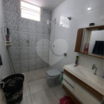 Casa Térrea com 2 dormitórios.