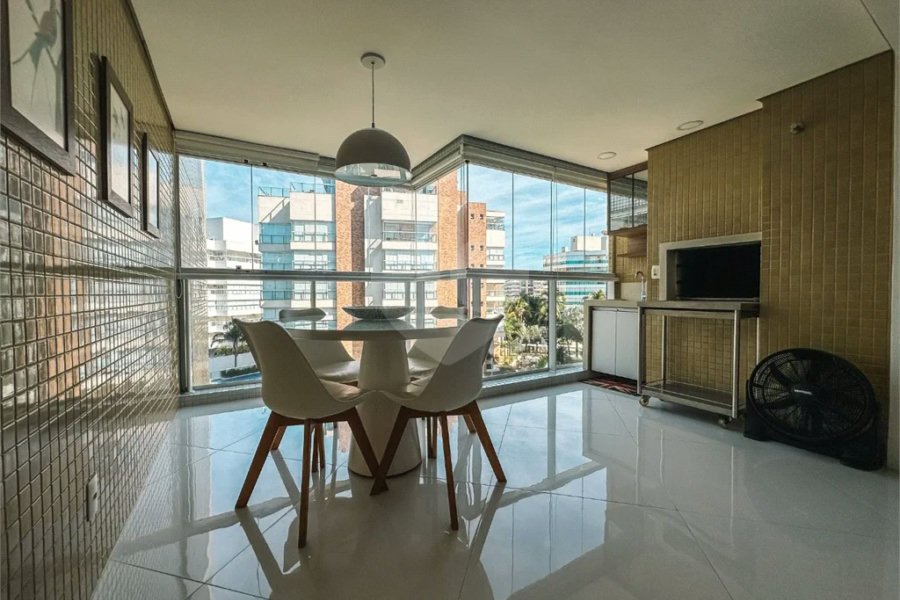 Apartamento à venda com 4 suítes em Riviera de São Lourenço, Bertioga, SP