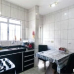 Casa com 200m² , 4 dormitórios , sendo 3 suítes , 2 vagas , à venda no Jabaquara.