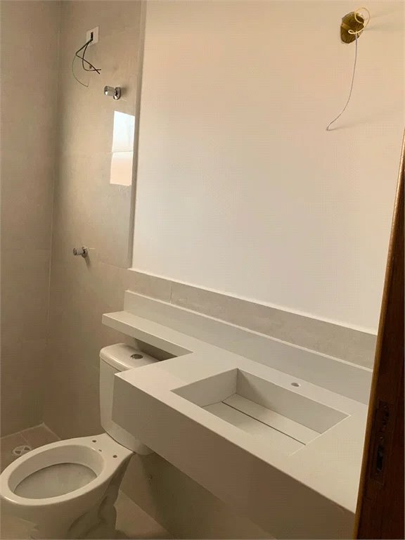 Casa à venda com 3 quartos, sendo 1 suíte,  no condomínio Villa D'este, Cotia - SP