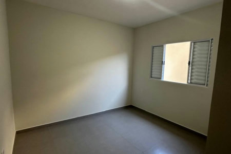 Casa à venda com 2 quartos, sendo 1 suíte, Itanhaém - SP
