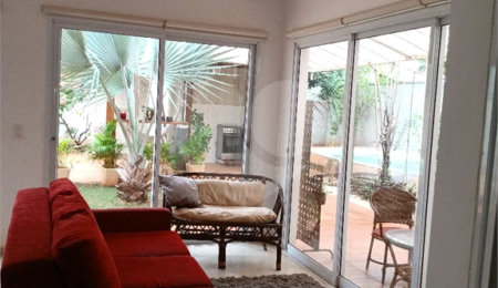 Casa à venda com 4 quartos, sendo 1 suíte,  no condomínio Jardim Botânico, Bady Bassitt - SP