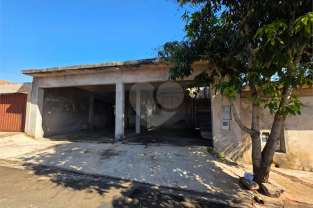 Casa 2 quartos Jardim Zavaglia