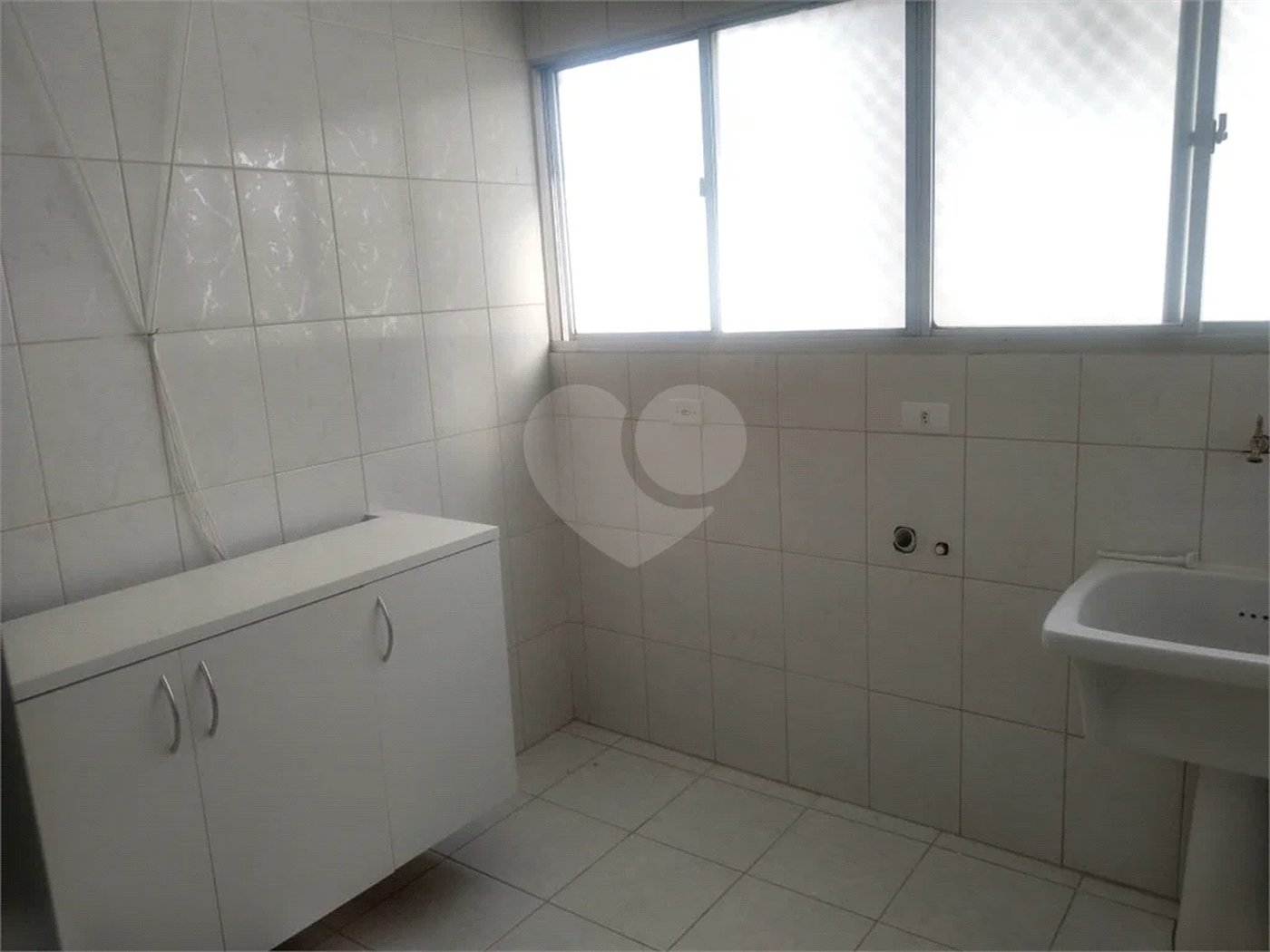 APARTAMENTO COM 77 M², 02 DORMITÓRIOS,, 02 VAGAS, NO PLANALTO PAULISTA PARA LOCAÇÃO