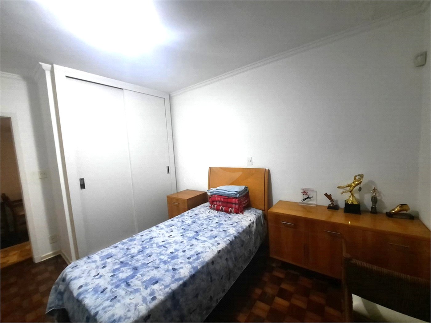 Casa para alugar com 4 quartos, sendo 2 suítes,  em Alto da Boa Vista, São Paulo, SP