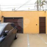 Casa com 3 dormitórios sendo 3 suítes com 03 vagas de garagem.