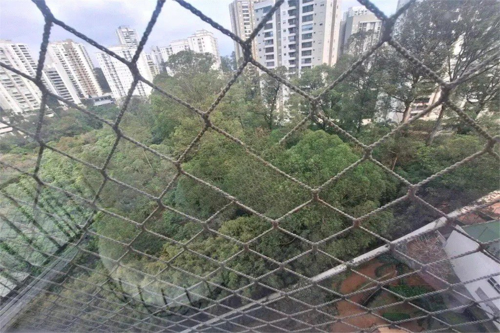 Apartamento à venda com 3 quartos, sendo 1 suíte, em Parque Reboucas, São Paulo, SP