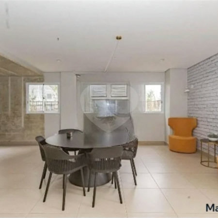 Apartamento com 38m², 2 dormitórios, à venda no Parque Bristol.
