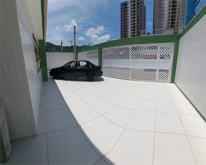 Casa Térrea à venda com 3 quartos em Vila São Paulo, Mongaguá - SP