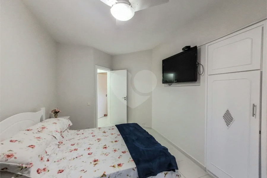 Apartamento à venda com 5 quartos, sendo 3 suítes,  em Riviera de São Lourenço, Bertioga, SP