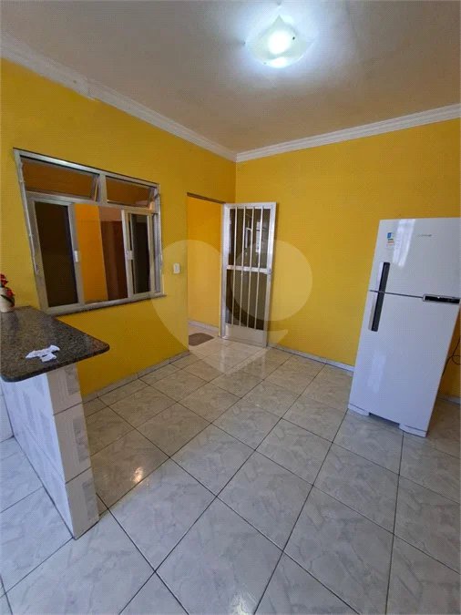 CASA Á VENDA EM SANTÍSSIMO ,ESTRADA DA POSSE ..