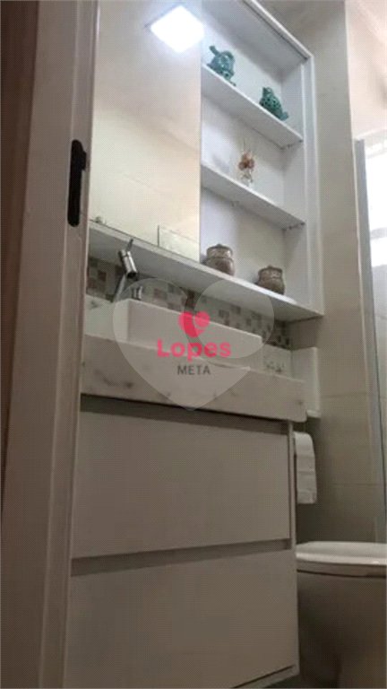 APARTAMENTO A VENDA NO CONDOMINIO VALE DAS CORES COM 2 DORMITORIOS, 1 BANHEIRO, 1 VAGA, TAUBATÉ/SP.