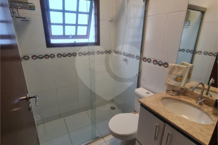 CASA A VENDA EM CONDOMINIO FECHADO RESIDENCIAL BELL PARK, JARDIM UIRA, 2 DORMITORIOS SENDO 1 SUÍTE,