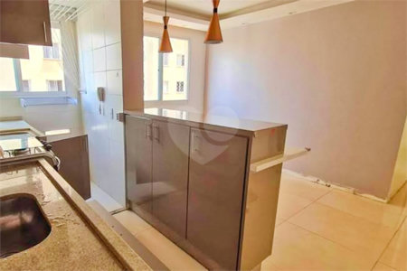 Apartamento - Cambuci - 2 quartos - 1 banheiro - sem vaga