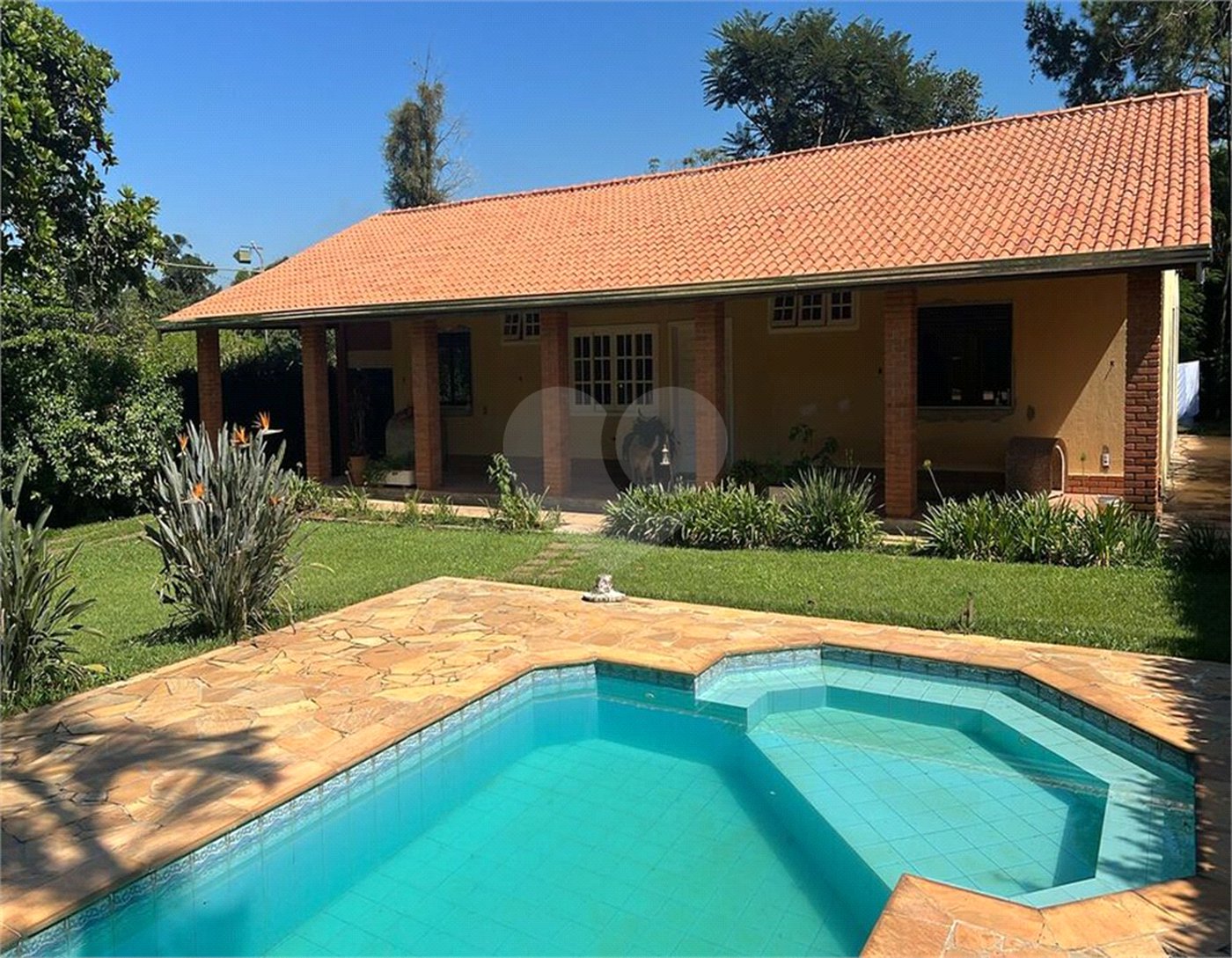 Linda chácara à venda em Itu/SP – conforto, lazer e natureza em um só lugar!