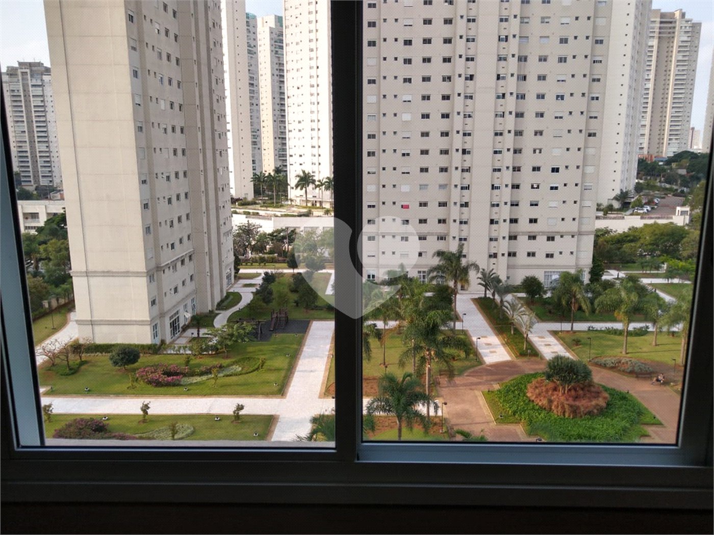 Apartamento 3 suítes, varanda gourmet, 3 vagas em Condomínio Clube na Mooca