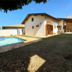 Casa Térrea no Condomínio Damha I,
