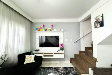 Casa com 124m² , 3 dormitórios , 4 vagas de garagem , à venda , na Vila Sacadura Cabral em Santo André.