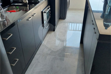 Apartamento no Brás repleto de lazer com 50 m² com 2 dormitórios e 1 vaga, Estuda Permuta
