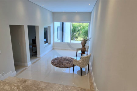 Casa à venda com 7 quartos, sendo 5 suítes, em Residencial Jardim Primavera, Louveira, SP