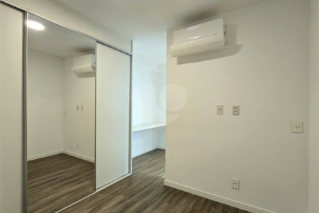 Apartamento 2 Dormitórios 2 Vagas Vista Livre Campo Belo