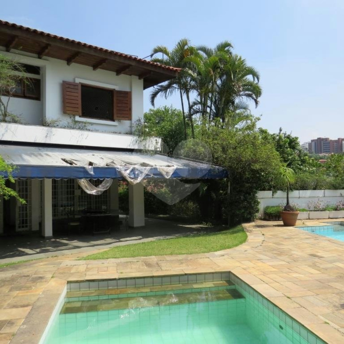 Casa de Vila à venda com 4 suítes em Morumbi, São Paulo, SP