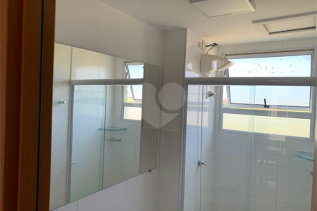 Apartamento a venda no condomínio Monte Berlim