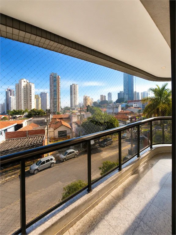 Excelente apartamento à venda na Vila Reg. Feijó