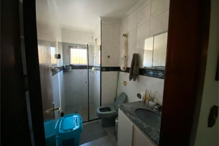 Casa Ampla à Venda no Jardim Bonfiglioli com Área Gourmet e 4 Quartos!