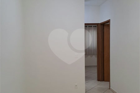 Apartamento para venda ou locação no Condomínio Monte Verde